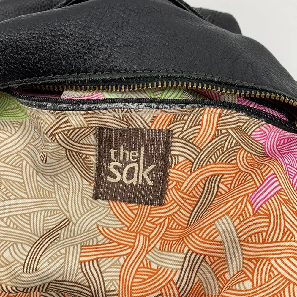 THE SAK Black Pebbled Leather Shoulder Bag - Picture 10 of 12
